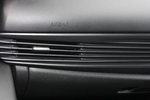 DU22BBJ Hyundai Bayon 1.0 TGDi [120] 48V MHEV Premium 5dr Thumbnail #9