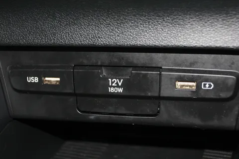 DU22BBJ Hyundai Bayon 1.0 TGDi [120] 48V MHEV Premium 5dr Thumbnail #24