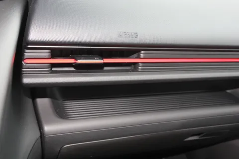 EA74CKL Hyundai Kona 1.0T 100 N Line S 5dr Thumbnail #11