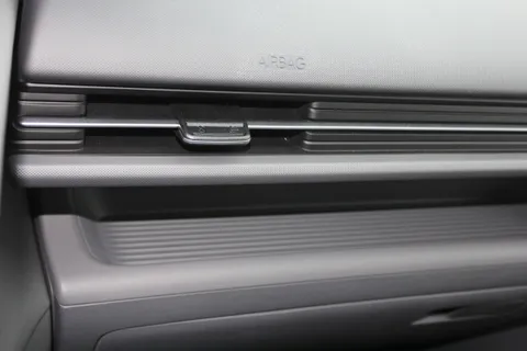 EK25OBX Hyundai Kona 160kW Ultimate 65kWh 5dr Auto Thumbnail #10