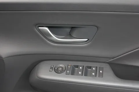 EK25OBX Hyundai Kona 160kW Ultimate 65kWh 5dr Auto Thumbnail #16