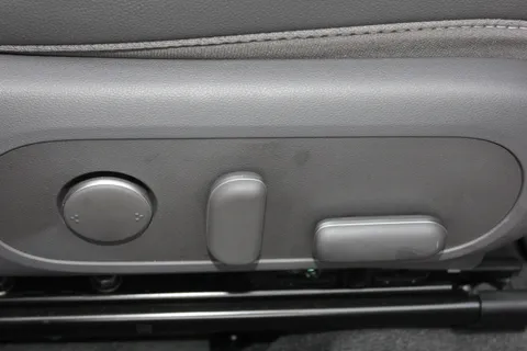 EK25OBX Hyundai Kona 160kW Ultimate 65kWh 5dr Auto Thumbnail #18