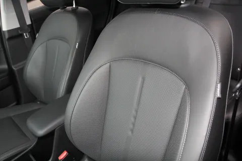 EK25ZRX Hyundai Kona 160kW Ultimate 65kWh 5dr Auto [Lux Pack/Leather] Thumbnail #8