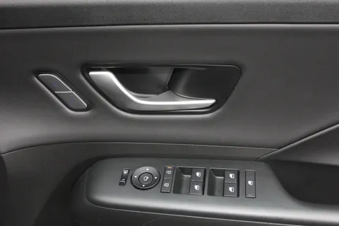 EK25ZRX Hyundai Kona 160kW Ultimate 65kWh 5dr Auto [Lux Pack/Leather] Thumbnail #17