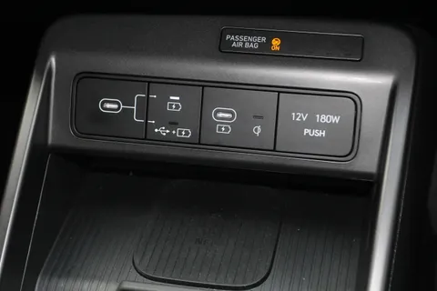 EK25ZRX Hyundai Kona 160kW Ultimate 65kWh 5dr Auto [Lux Pack/Leather] Thumbnail #30