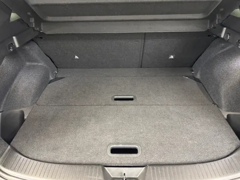 OE74FGX Nissan Qashqai 1.3 DiG-T MH 158 N-Connecta 5dr Thumbnail #11