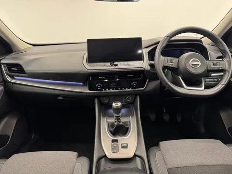 OE74FGX Nissan Qashqai 1.3 DiG-T MH 158 N-Connecta 5dr Thumbnail #3