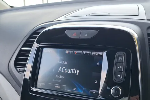 BN68EBA Renault Captur 0.9 TCE 90 GT Line 5dr Thumbnail #13