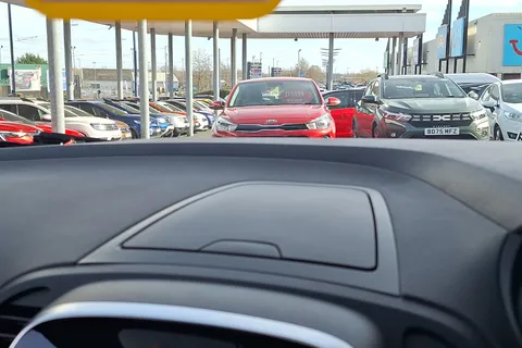 BN68EBA Renault Captur 0.9 TCE 90 GT Line 5dr Thumbnail #16