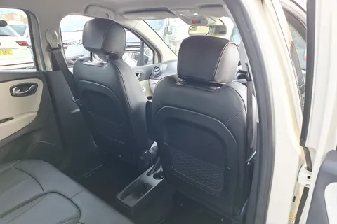 BN68EBA Renault Captur 0.9 TCE 90 GT Line 5dr Thumbnail #19