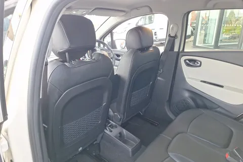 BN68EBA Renault Captur 0.9 TCE 90 GT Line 5dr Thumbnail #21