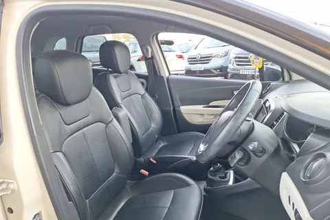 BN68EBA Renault Captur 0.9 TCE 90 GT Line 5dr Thumbnail #24
