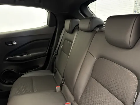 DL24FKG Nissan Juke 1.0 DiG-T 114 N-Connecta 5dr Thumbnail #4