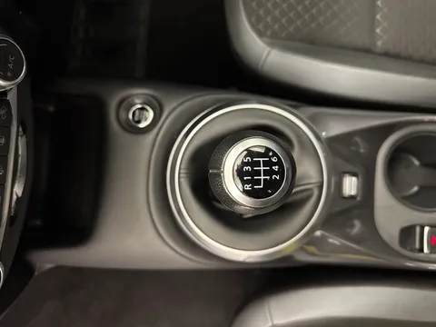 DL24FKG Nissan Juke 1.0 DiG-T 114 N-Connecta 5dr Thumbnail #14