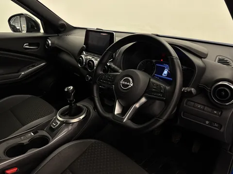 DL24FKG Nissan Juke 1.0 DiG-T 114 N-Connecta 5dr Thumbnail #19