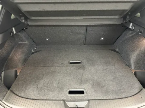 DS72PXT Nissan Qashqai 1.3 DiG-T MH N-Connecta 5dr Thumbnail #11