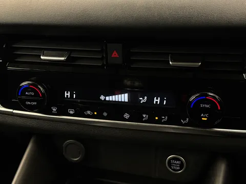 DS72PXT Nissan Qashqai 1.3 DiG-T MH N-Connecta 5dr Thumbnail #27