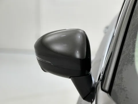 DS72PXT Nissan Qashqai 1.3 DiG-T MH N-Connecta 5dr Thumbnail #30