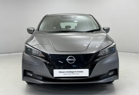 4 of 34 for Nissan LEAF 110kW Acenta 39kWh 5dr Auto