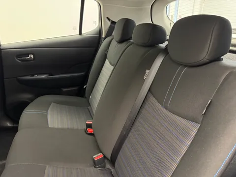 12 of 34 for Nissan LEAF 110kW Acenta 39kWh 5dr Auto