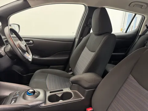 14 of 34 for Nissan LEAF 110kW Acenta 39kWh 5dr Auto