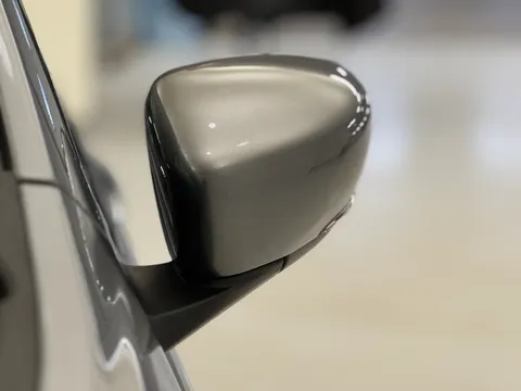 29 of 34 for Nissan LEAF 110kW Acenta 39kWh 5dr Auto