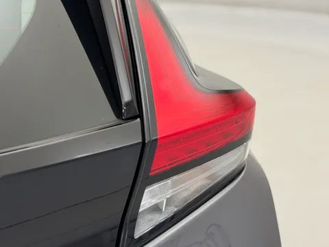 31 of 34 for Nissan LEAF 110kW Acenta 39kWh 5dr Auto