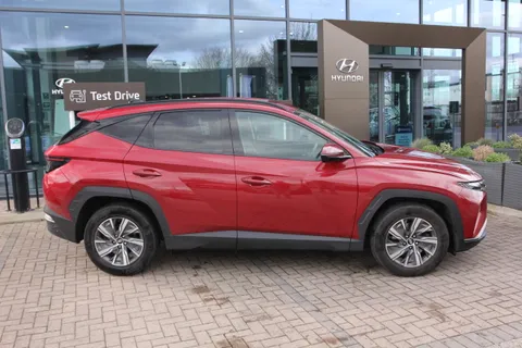 EF22UWM Hyundai Tucson 1.6 TGDi SE Connect 5dr 2WD Thumbnail #7