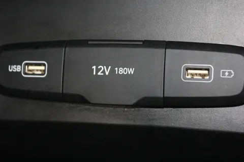 EF22UWM Hyundai Tucson 1.6 TGDi SE Connect 5dr 2WD Thumbnail #24