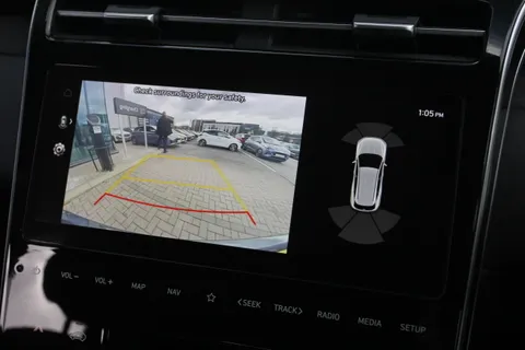 ET21ZZG Hyundai Tucson 1.6 TGDi Premium 5dr 2WD Thumbnail #29