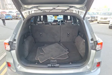 BU21FCA Ford Kuga 1.5 EcoBlue ST-Line Edition 5dr Thumbnail #15