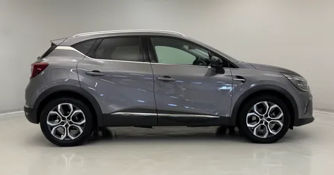 DY73NPC Renault Captur 1.6 E-Tech full hybrid 145 Techno 5dr Auto Thumbnail #5