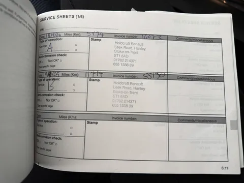 DY73NPC Renault Captur 1.6 E-Tech full hybrid 145 Techno 5dr Auto Thumbnail #17