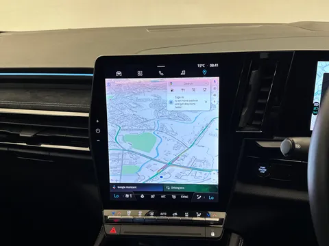 YB73KUA Renault Austral E-Tech FHEV Techno Esprit Alpine 5dr Auto Thumbnail #23