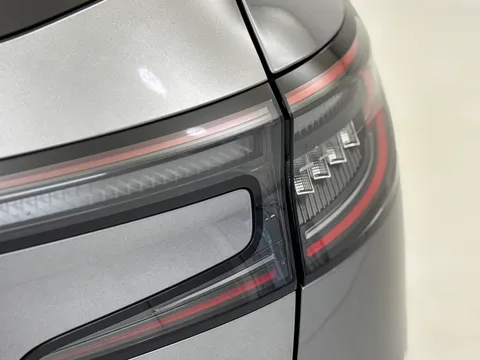 YB73KUA Renault Austral E-Tech FHEV Techno Esprit Alpine 5dr Auto Thumbnail #35