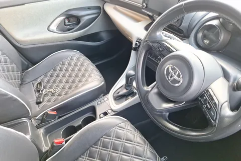KS71WBG Toyota Yaris 1.5 Hybrid Excel 5dr CVT Thumbnail #13