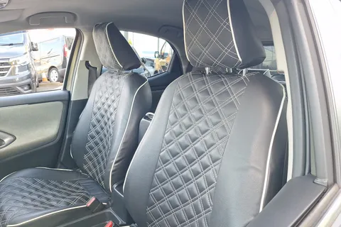 KS71WBG Toyota Yaris 1.5 Hybrid Excel 5dr CVT Thumbnail #26