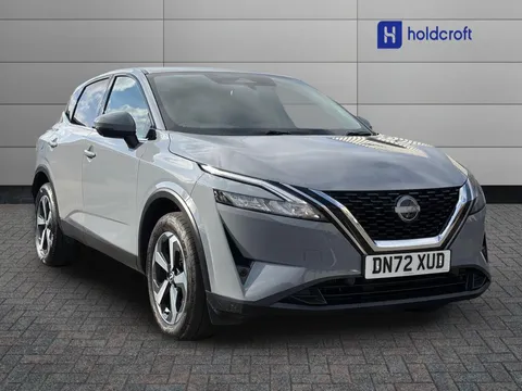 DN72XUD Nissan Qashqai 1.3 DiG-T MH 158 N-Connecta 5dr Xtronic Thumbnail #1