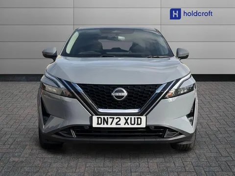 DN72XUD Nissan Qashqai 1.3 DiG-T MH 158 N-Connecta 5dr Xtronic Thumbnail #7