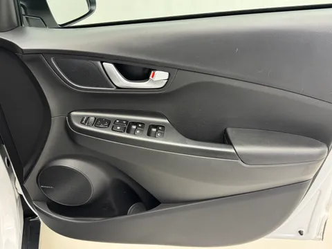 DA72ZMV Hyundai Kona 150kW Premium 64kWh 5dr Auto Thumbnail #17