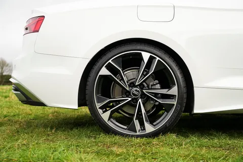 BL71KJX Audi A5 40 TFSI 204 Edition 1 2dr S Tronic Thumbnail #16