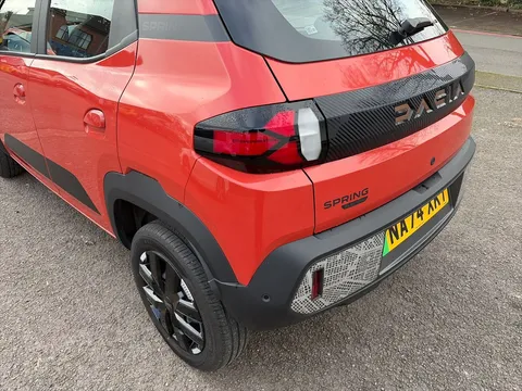 NA74XKT Dacia Spring 27kWh Extreme 65 48kW 5dr Auto Thumbnail #27