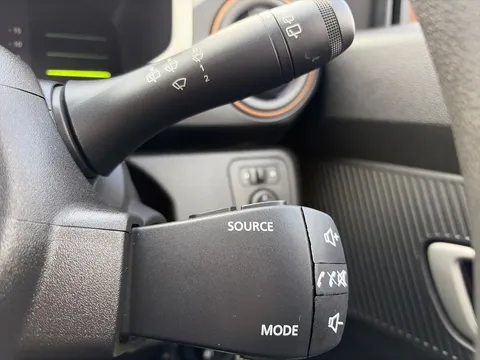 NA74XKT Dacia Spring 27kWh Extreme 65 48kW 5dr Auto Thumbnail #17