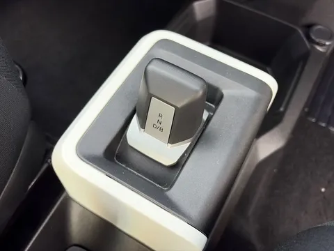 NA74XKV Dacia Spring 27kWh Extreme 65 48kW 5dr Auto Thumbnail #23