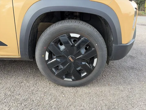 NA74XKV Dacia Spring 27kWh Extreme 65 48kW 5dr Auto Thumbnail #32