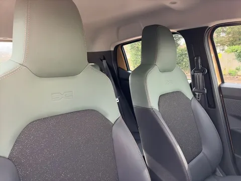 NA74XKV Dacia Spring 27kWh Extreme 65 48kW 5dr Auto Thumbnail #20