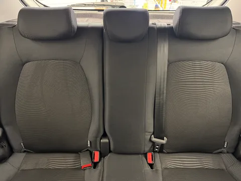 BM68EVC Hyundai i10 1.2 SE 5dr Auto Thumbnail #15