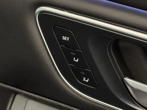 OW74DHV Nissan Qashqai 1.3 DiG-T MH Tekna 5dr Thumbnail #21