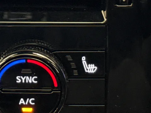 OW74DHV Nissan Qashqai 1.3 DiG-T MH Tekna 5dr Thumbnail #27