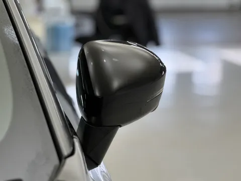 OW74DHV Nissan Qashqai 1.3 DiG-T MH Tekna 5dr Thumbnail #35